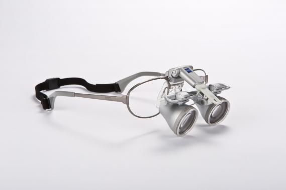 ZEISS EyeMag® Smart 2.5 x 450 Titan 50-18